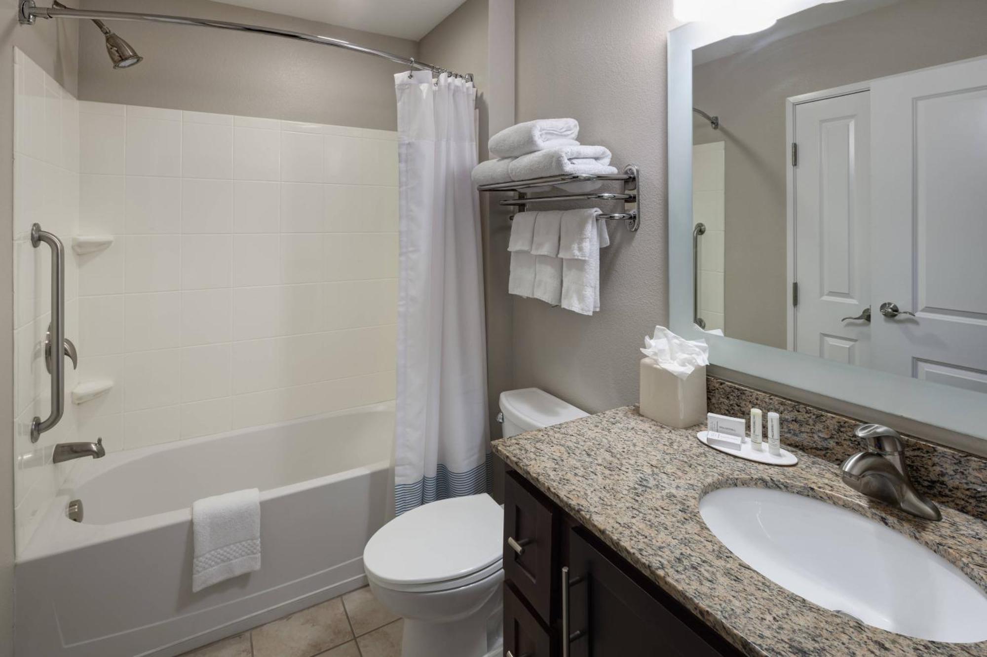 Towneplace Suites Columbia Southeast / Fort Jackson Екстериор снимка