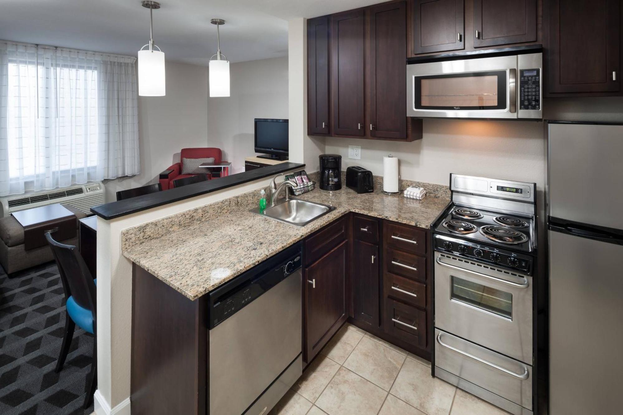 Towneplace Suites Columbia Southeast / Fort Jackson Екстериор снимка