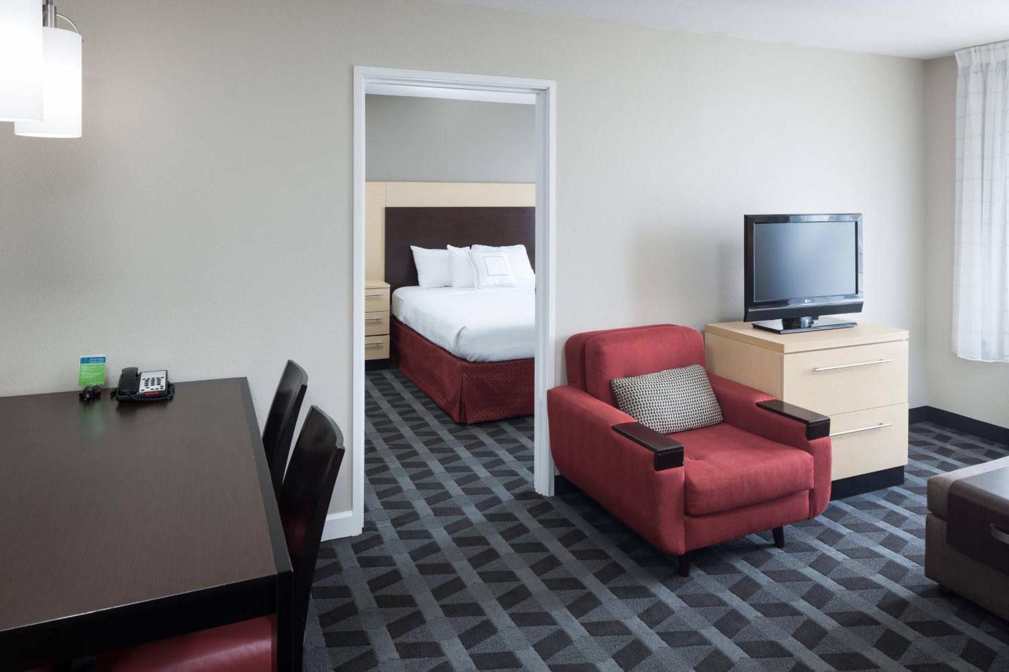 Towneplace Suites Columbia Southeast / Fort Jackson Екстериор снимка